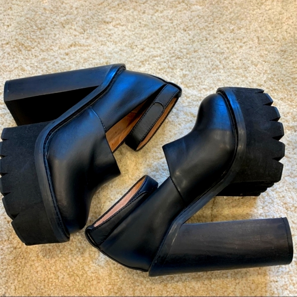 Jeffrey Campbell Scully Platform Shoes in Black